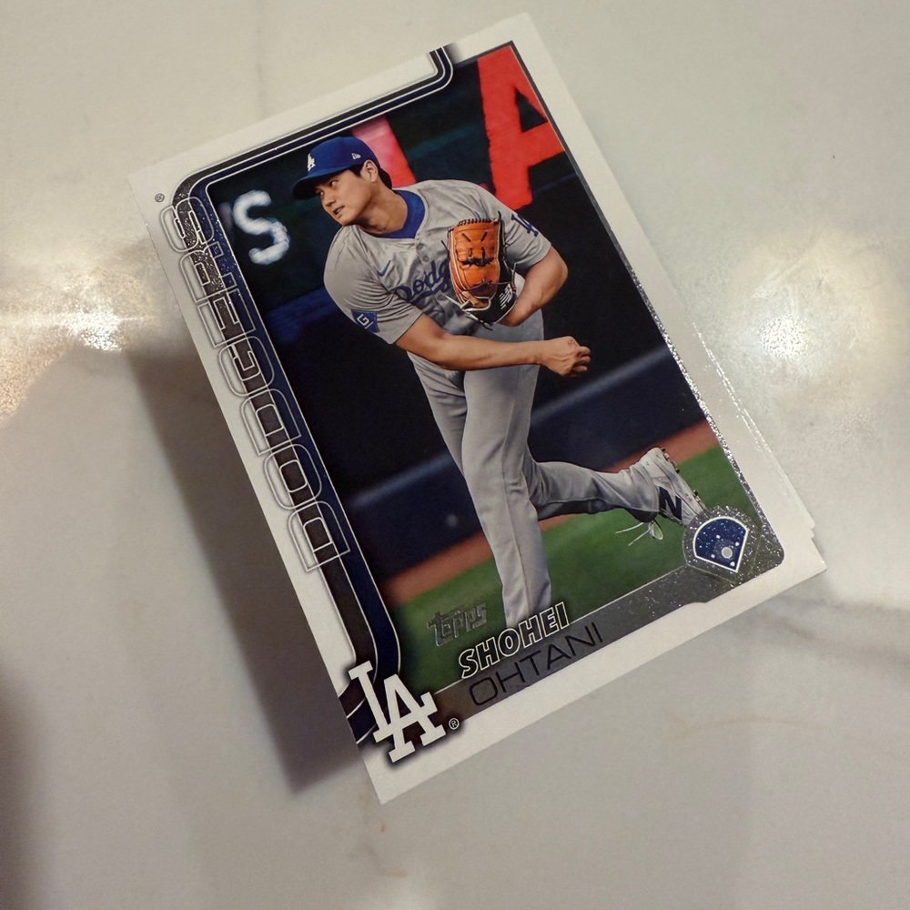 50 2025 MLB baseball cards - Shohei Ohtani + lots of others. NO duplicates!